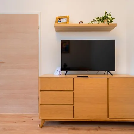 Bright Urban Retreat - 1 Bd By Flat Mаnager 소피아